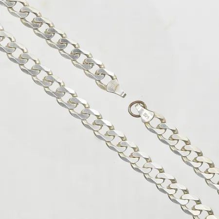 Kedja Pansar, längd 59 cm, bredd 9 mm, saknar lås, 925/1000 silver. Vikt: 70 g