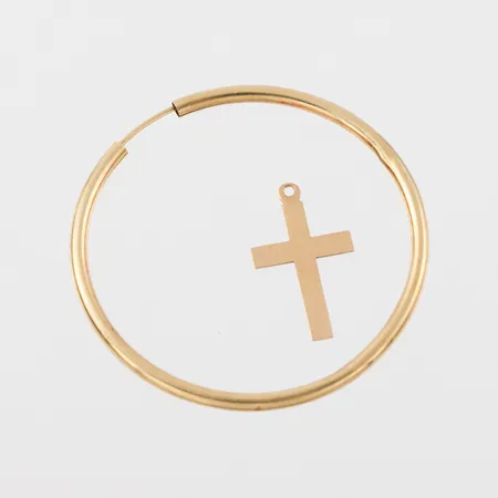 Trasigt guld 18k. Vikt: 2,6 g