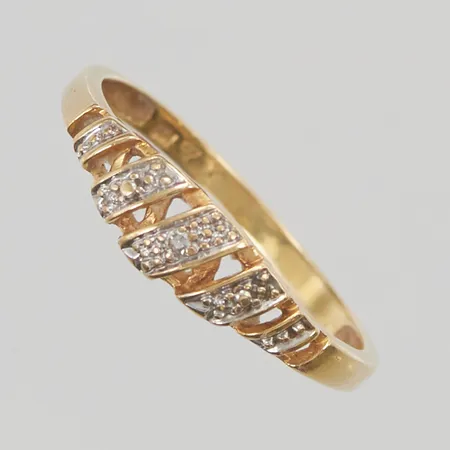 Ring diamant ca 0,01ct, Ø18, bredd:5mm, 18K 1,8g.