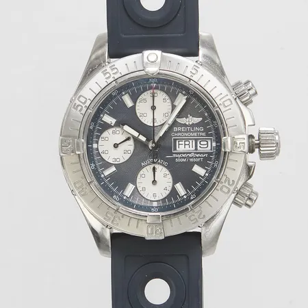 Herrur Breitling Superocean, stål, automatisk, 42mm, ref: A13340, snr: 707621, Cal. B13, safirglas, kronograf, dag, datum, gummiband Ocean Racer (ej tidsenlig), box ej tidsenlig, klocka tillverkad vecka 49 2003, inga övriga tillbehör. Vikt: 0 g