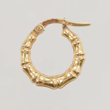 Omaka örhänge 16mm, UnoAerre, 18K 0,7g.