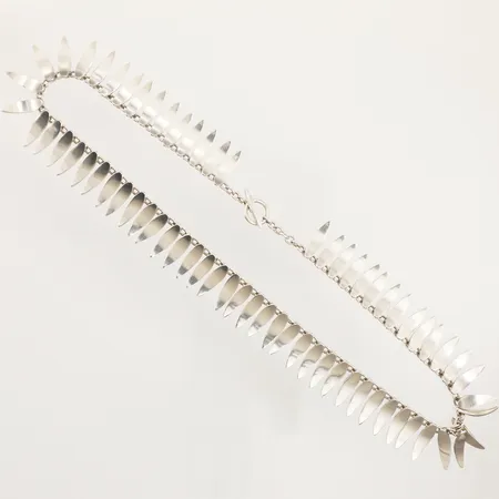 Collier, längd 40,5cm, bredd 16mm, 830/1000 silver  Vikt: 44 g