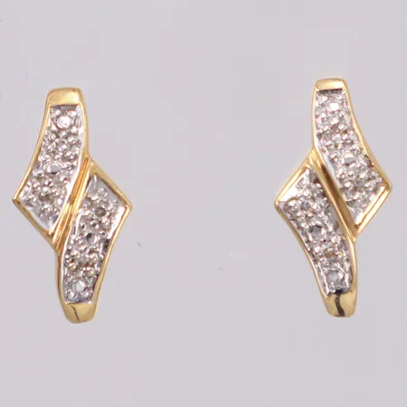 Ring med diamanter 50xca 0,005ct, stl 15, bredd 6mm, 18K Vikt: 2,5 g