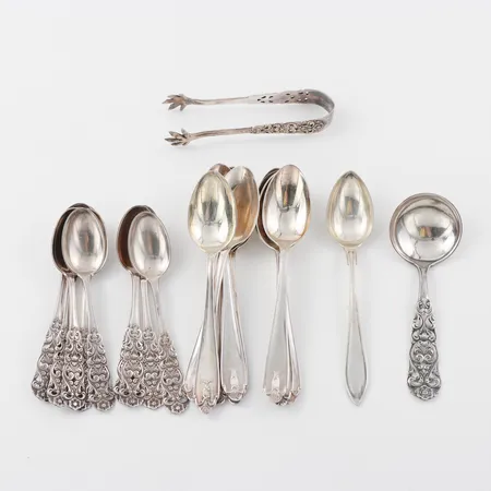 Diverse silverbestick 830/1000. Vikt: 278 g