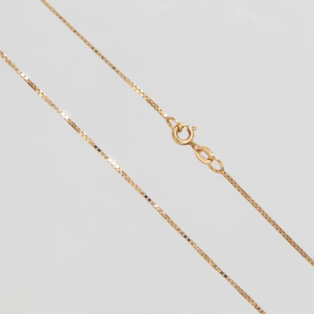 Kedja Venezia, längd ca 45cm, bredd 0,8mm, Balestra, 18K Vikt: 3,2 g