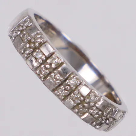 Ring med diamanter ca 0,10ctv, stl 16¾, bredd 4mm, vitguld, 18K Vikt: 3,5 g