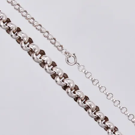 Kedja doserad ärtlänk längd: ca 45cm, bredd: ca 5-9mm, 830/1000 silver  Vikt: 25,7 g