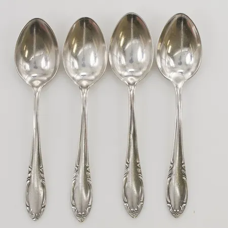 4 Kaffeskedar, 12cm, gravyr, 830/1000 Silver 69,6g.