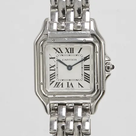 Armbandsur Cartier Panthère, stål, quartz, 27mm, ref WSPN0007, snr 4016554707DY, safirglas, stållänk, extra länkbitar, dubbelviklås, reseetui, garantikort samt kvitto från Cartier Stockholm 2024. Vikt: 0 g