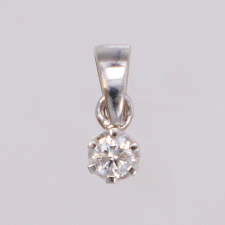 Hänge med diamant ca 0,10ct, längd 10mm, bredd 3mm, GHA, litet nagg, 18K Vikt: 0,7 g