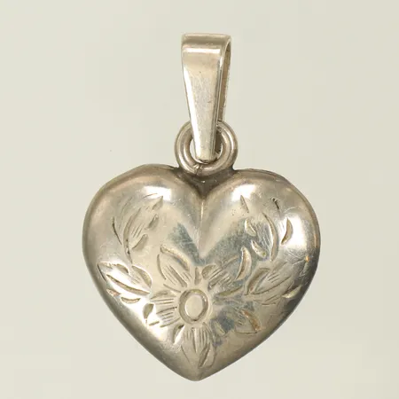 Hänge hjärta med mönster, längd 22mm inkl ögla, bredd 15mm, Silver 925/1000, 1,3g Vikt: 1,3 g