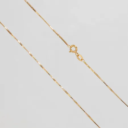 Kedja Venezia, längd ca 41,8cm, bredd 0,8mm, GHA, ojämnheter, 18K Vikt: 2,3 g
