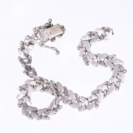 Diverse defekt silver 830/1000 Vikt: 9,5 g