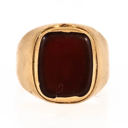 Defekt klackring i 18K guld. Vikt: 6,8g. 