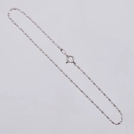 Vristlänk längd: ca 24,5cm, bredd: ca 1,5mm, 925/1000 silver  Vikt: 1,7 g