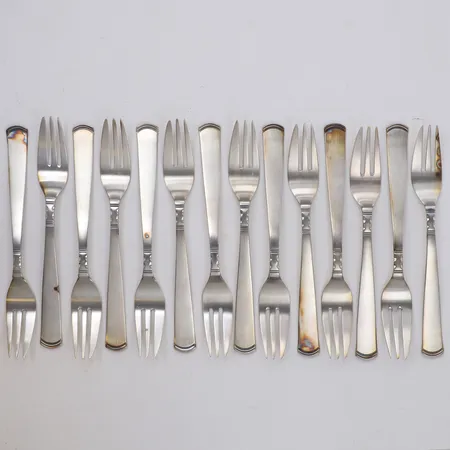 14 Dessertskedar, modell Rosenholm, längd 14cm, silver 830/1000 Vikt: 273,9 g