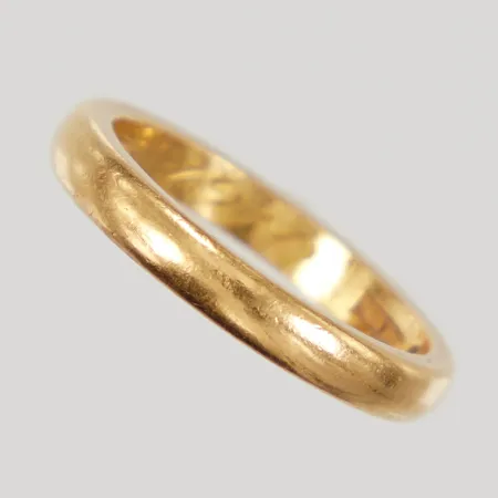 Slät ring med gravyr stl 16¾, bredd 3mm, 23K,  Vikt: 5,4 g