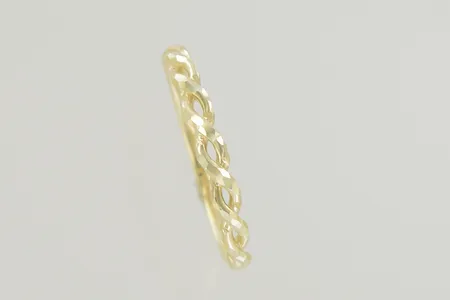 Ring stl: 18 bredd 3 mm, 18K Vikt: 1,8 g