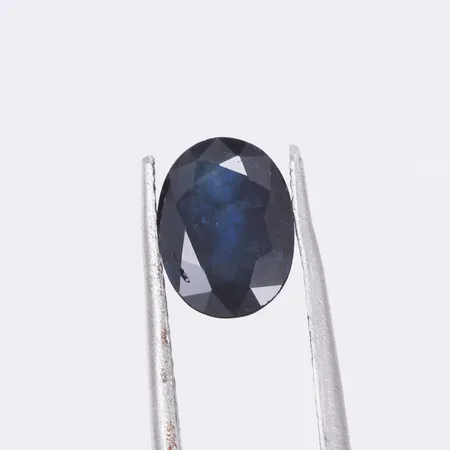 Lös sten safir ca 1 x 2,21ct behandlad Vikt: 0 g
