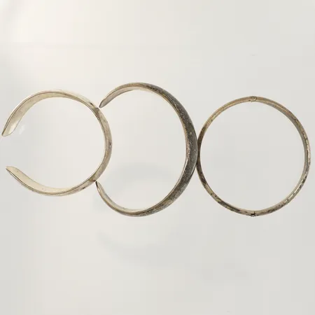 3 armband buckliga silver Vikt: 71,2 g