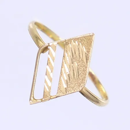 Ring stl 17¾ bredd 1-15mm 18K Vikt: 1 g