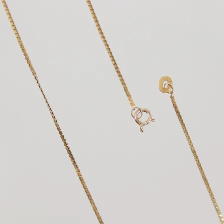 Kedja längd 52cm, bredd 1,2mm, lås av, 18K Vikt: 3,6 g
