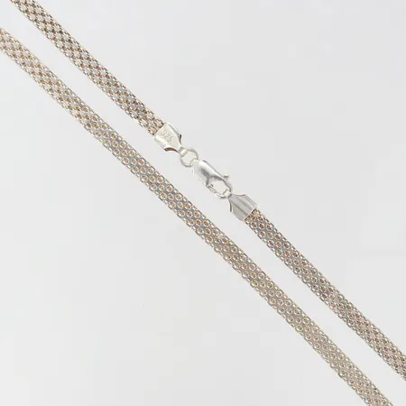 Kedja X-länk längd 39,5cm bredd 4mm ojämn Silver 925/1000.  Vikt: 6,7 g
