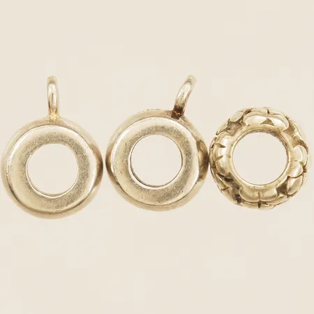 Tre berlocker GHA 925/1000 silver  Vikt: 6 g
