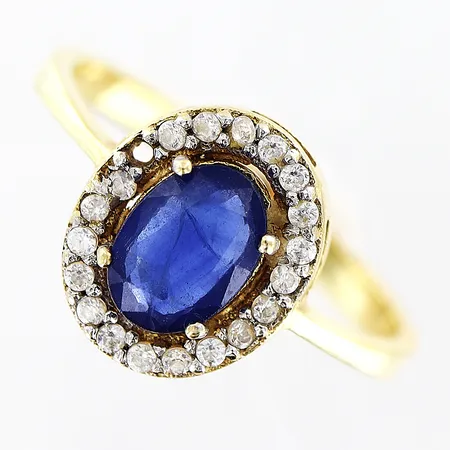 Ring med stenar stl:18, bredd framtill 11,5mm, skena 2mm, saknar 1 sten, 18K Vikt: 2,5 g
