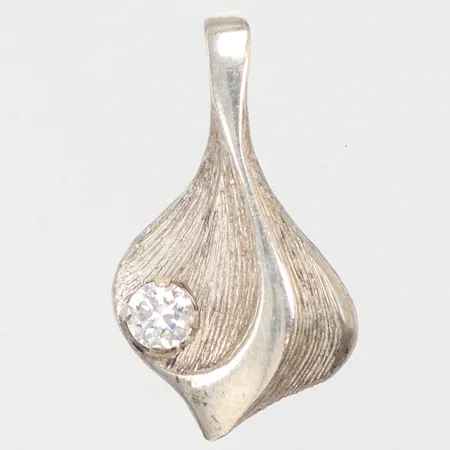 Hänge mönstrat med slipad vit sten 15x25mm silver 925/1000 Vikt: 1,6 g