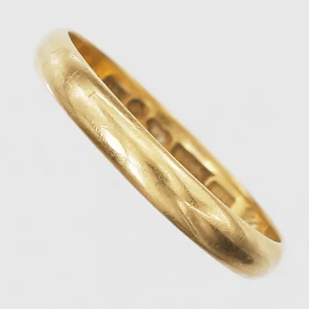 Ring slät stl:21¼, bredd 3,5mm, gravyr, 20K Vikt: 3,6 g