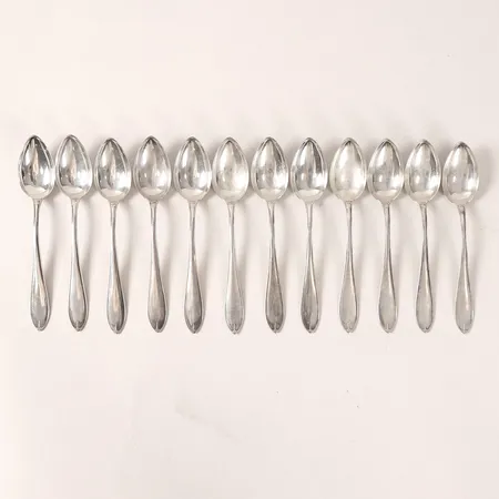 12 Skedar längd 12,5cm, silver 830/1000 Vikt: 160,4 g