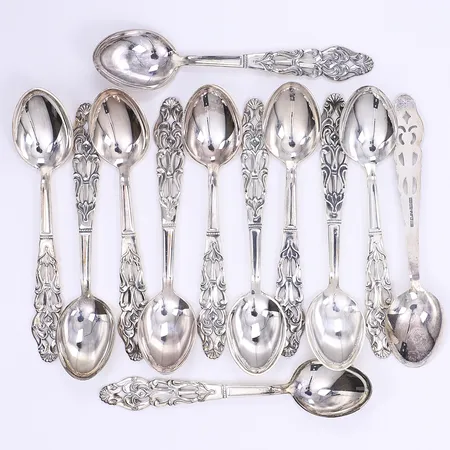12 teskedar 11,5cm silver 830/1000 Vikt: 165,7 g