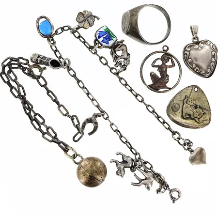 Diverse silver, defekter/gravyr, Silver 830/1000 Vikt: 2,2 g