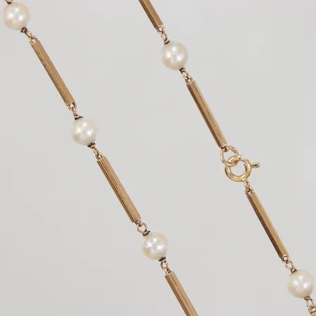 Collier med odlade pärlor och stavar 44cm, bredd 2-5mm, slitna pärlor, 18K Vikt: 9,6 g