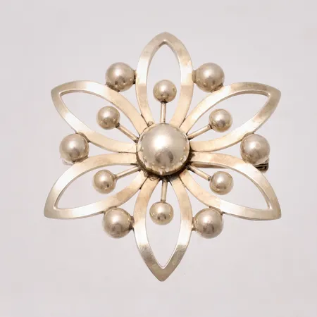Brosch mått Ø43,8mm, Asa-Silver Tage Linde, 1953, 830/1000, 8,55g.