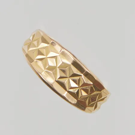 Ring stl:16½ bredd 7mm 18K 1,8g.