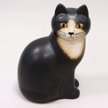 Figurin Lisa Larsson katt höjd 20cm, signerad Lisa L K-Studion Gustavsberg Sweden, stämpelmärkt, stengods. Skickas med postpaket.