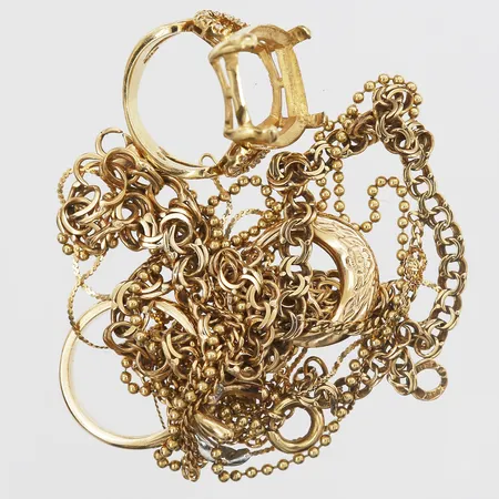 Diverse guld defekt, 18K Vikt: 32,6 g