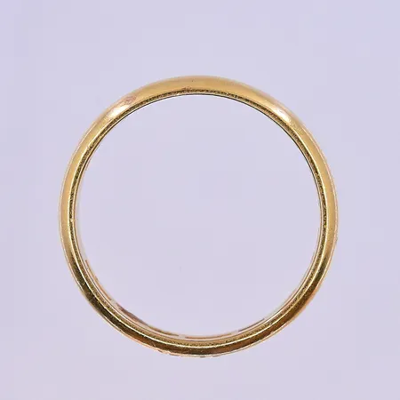 Ring stl:18½, bredd 5 mm graverad 23K. Vikt: 6,8 g