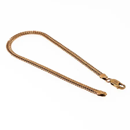 Armband rävsvans i 18K guld. Längd 20,5 cm, bredd 3,7 mm, vikt: 6,0g. Karbinhake.
