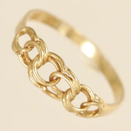 Ring Bismarck stl:15½, bredd 5mm, 18K  Vikt: 1,1 g