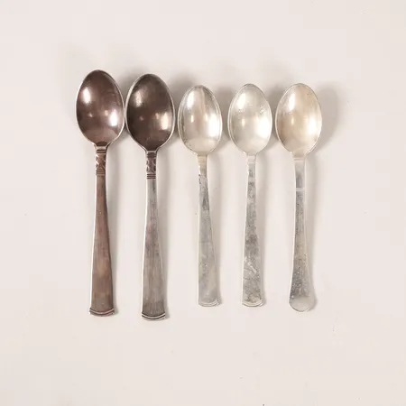 Fem skedar modell Rosenholm längd 12cm, GAB, silver 830/1000 Vikt: 73,2 g