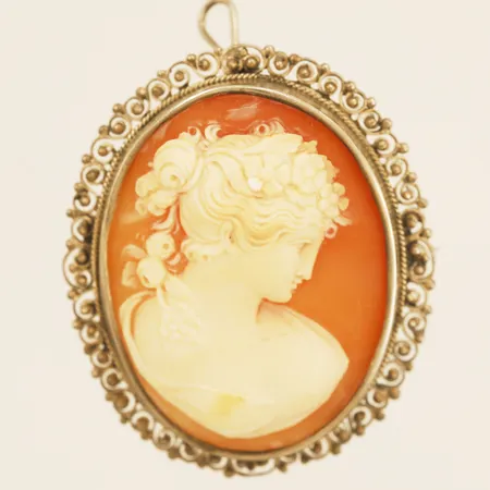 Brosch/ Hänge med kamé längd ca 42mm bredd ca 35mm 800/1000 silver Vikt: 10,4 g
