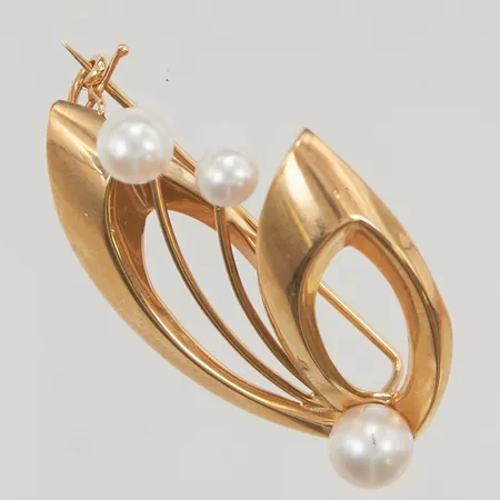 Brosch med odlade sötvattenspärlor 39mm 18K 4,6g.
