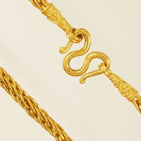 Collier, längd 53cm, bredd 36mm, 23K Vikt: 45,6 g