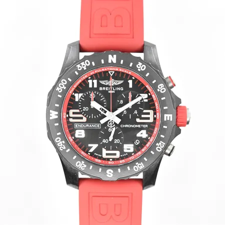 Herrur Breitling Endurance Pro, Ø44mm, quartz, refnr X82310, serienr 8035057, cal B82, datum, safirglas, rött gummiband, behov av batteribyte, digitalt certifikat/garantibevis (utgått 2024-11-18), box, inga övriga tillbehör. Vikt: 0 g