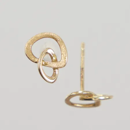 Örhängen längd 10mm, bredd 7,5mm, saknar stoppar, 18K Vikt: 1,2 g