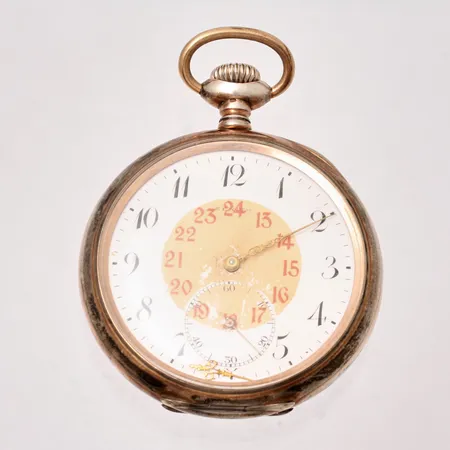 Fickur Zenith Grand Prix Paris 1900, silver 800/1000, manuell, Ø54mm, verknr 222531, boettnr 3021956 620, röd 24-timmarsvisning, timvisare lös, inga tillbehör.