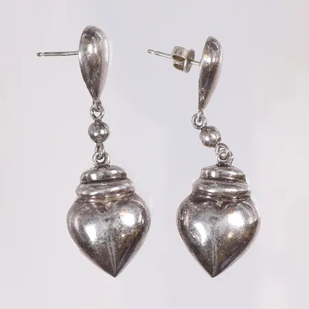 Ett par örhängen hjärtan, 30mm, silver 925/1000 Vikt: 8,7 g